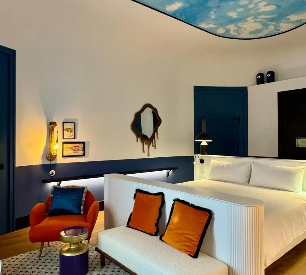Hotel Divino & Apartments Figueras España