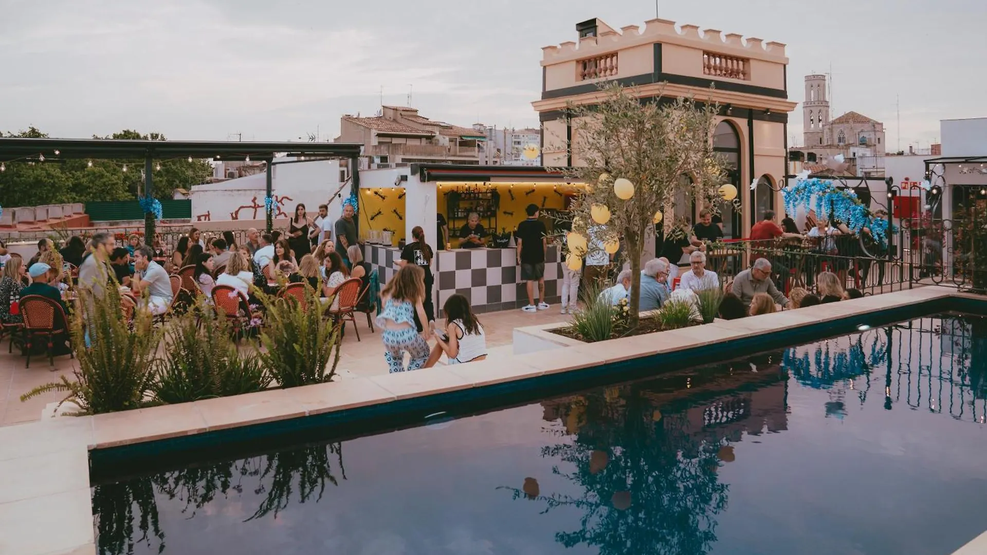 Hotel Divino & Aparthotel Figueras
